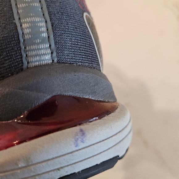 Asics Cumulus Running Shoe Size 11 - Picture 10 of 11